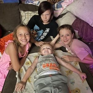 Meet your Posher, Amber